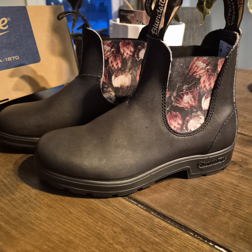 Blundstone Black Floral Chelsea Boots